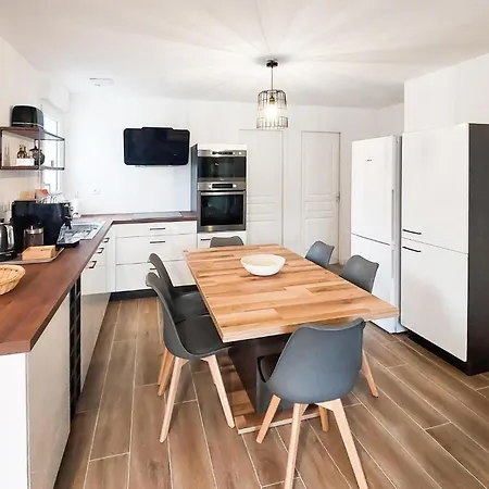 3 Bedroom Beautiful In Sur *